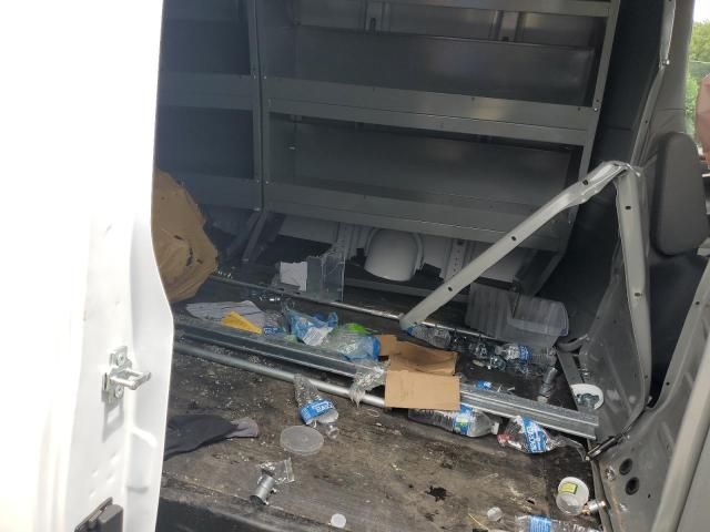 2024 Chevrolet Express G2500
