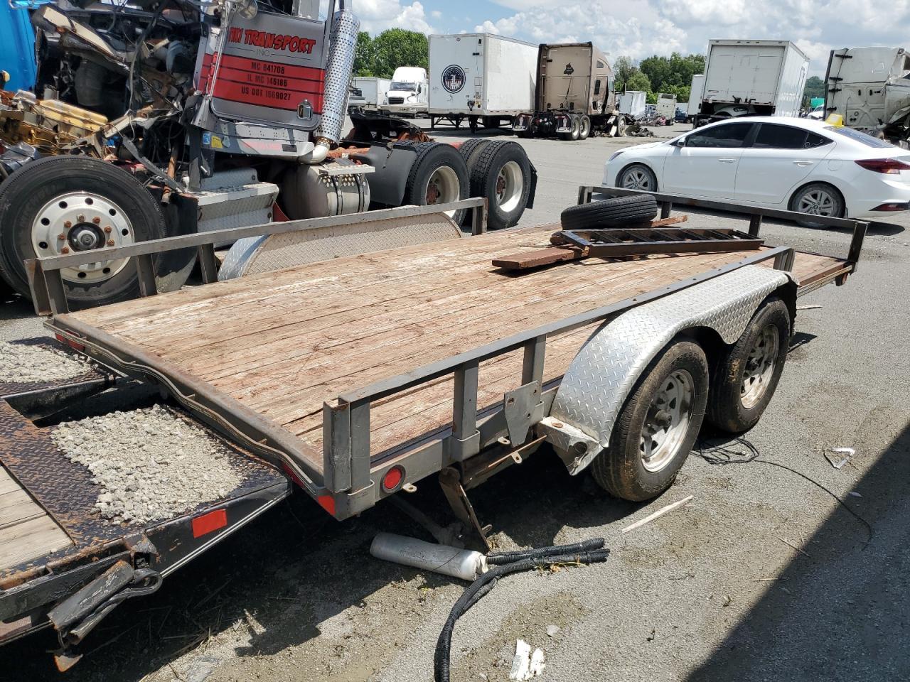 2008 Trailers Trailer