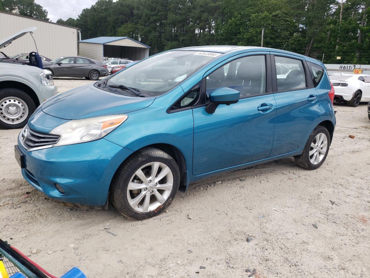 2015 Niss Versa Note