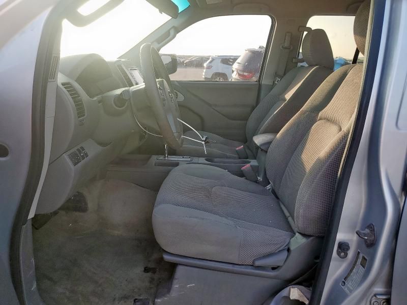 2015 Nissan Frontier SV
