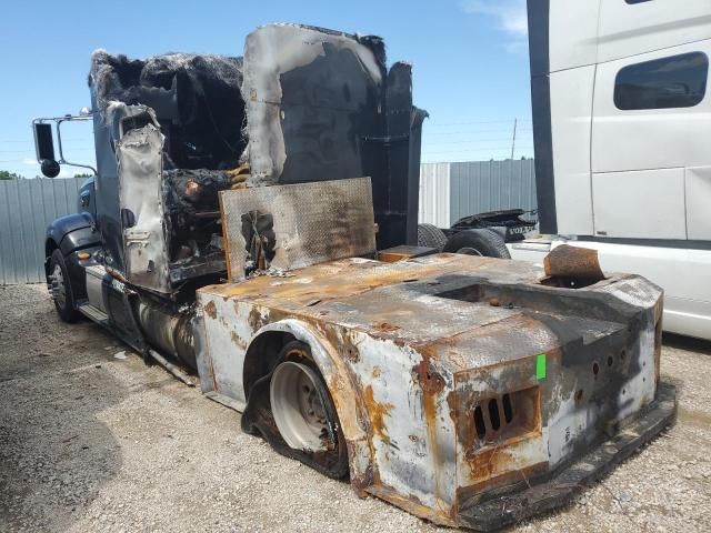 2010 Peterbilt 386