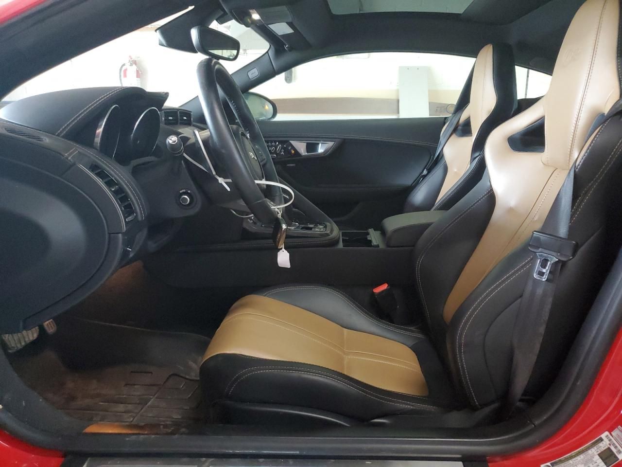 2016 Jaguar F-type r