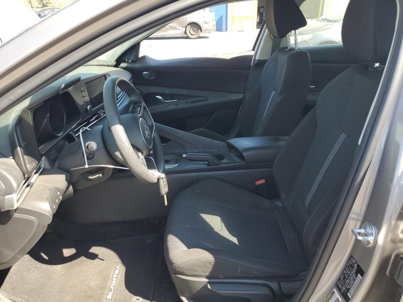 2023 Hyundai Elantra se