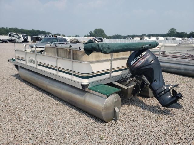 2004 Wildwood Pontoon