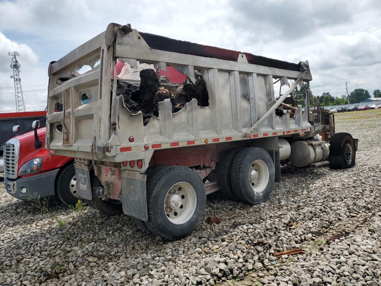 1997 Kenworth Construction T800
