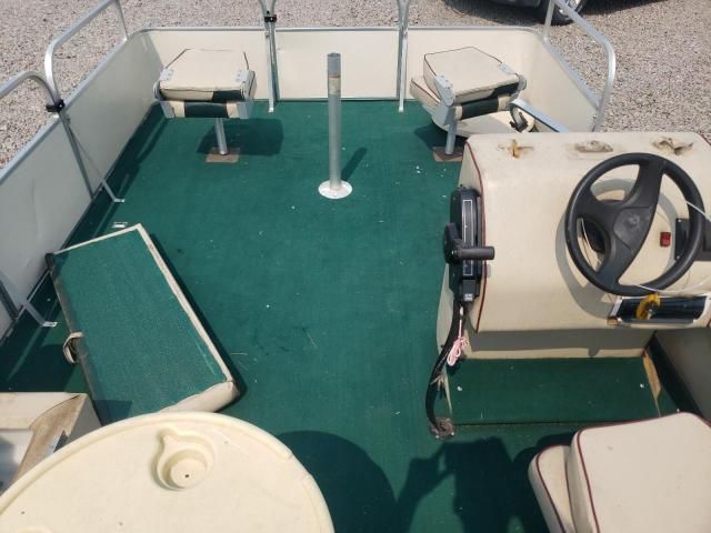 2004 Wildwood Pontoon