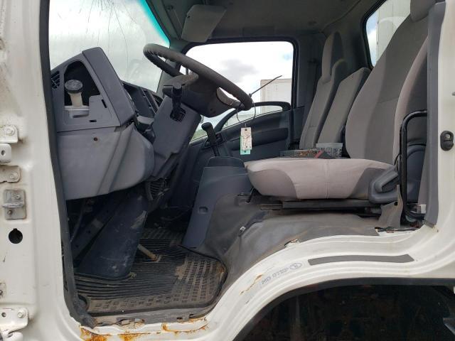 2018 Isuzu NPR HD