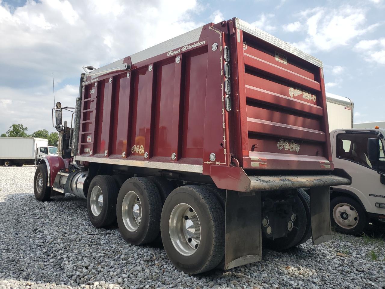 2024 Peterbilt 389 Dump Truck