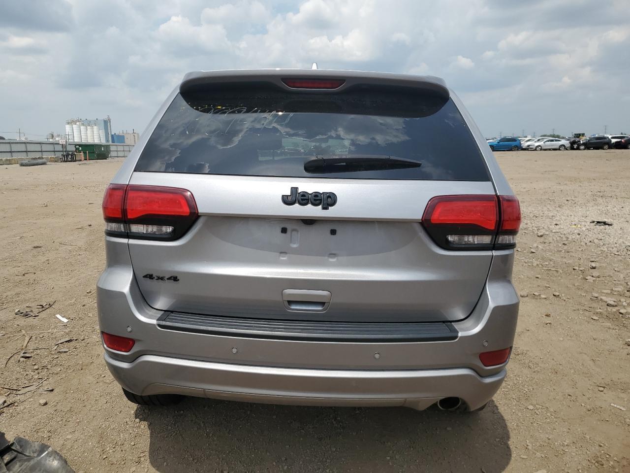 2020 Jeep Grand Cherokee Laredo