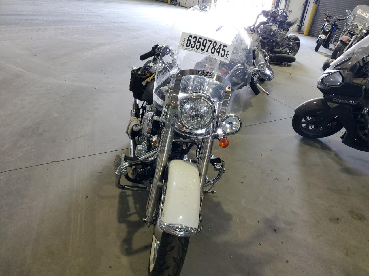 2006 Harley-Davidson Flstni