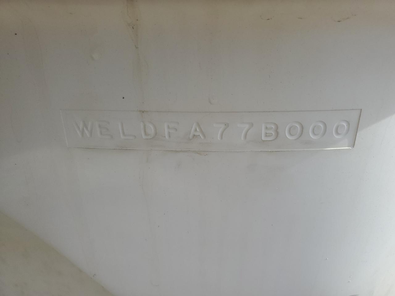 2000 Wells Cargo Excel Boat