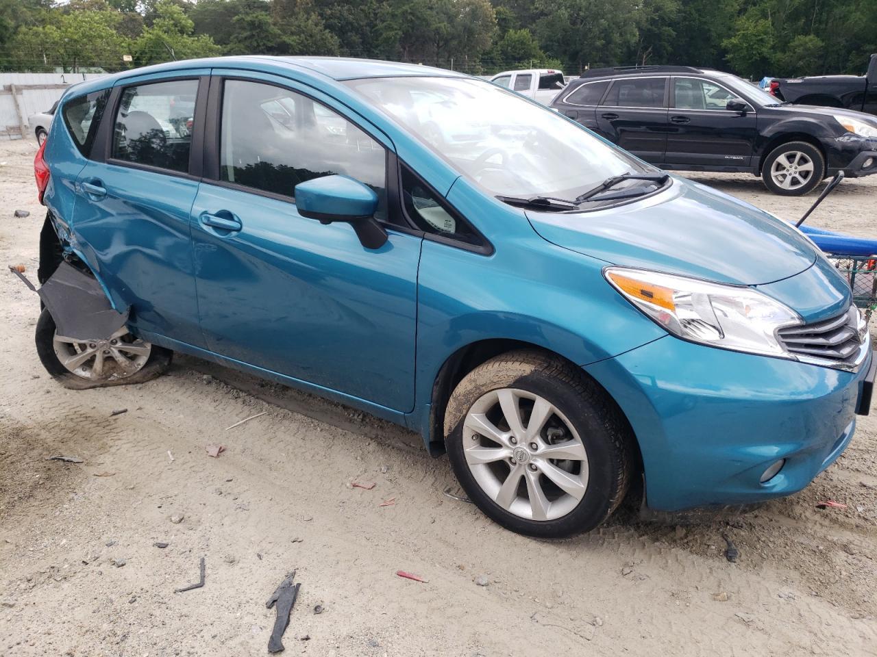 2015 Niss Versa Note