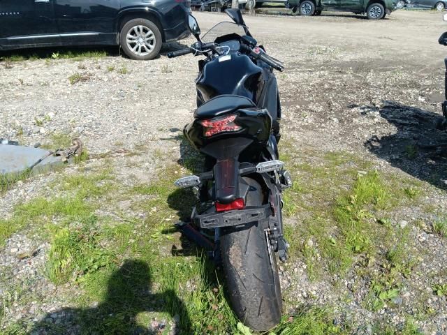 2025 Kawasaki EX650 R
