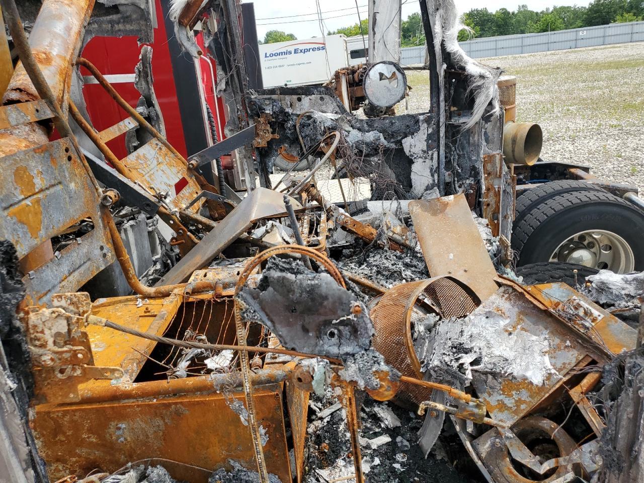 1997 Kenworth Construction T800