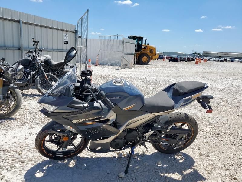 2023 Kawasaki EX400