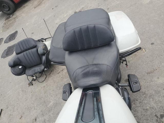 2020 Harley-Davidson Flhtkse