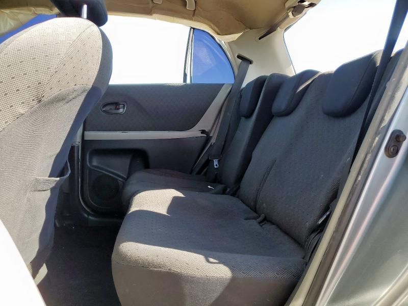 2011 Toyota Yaris