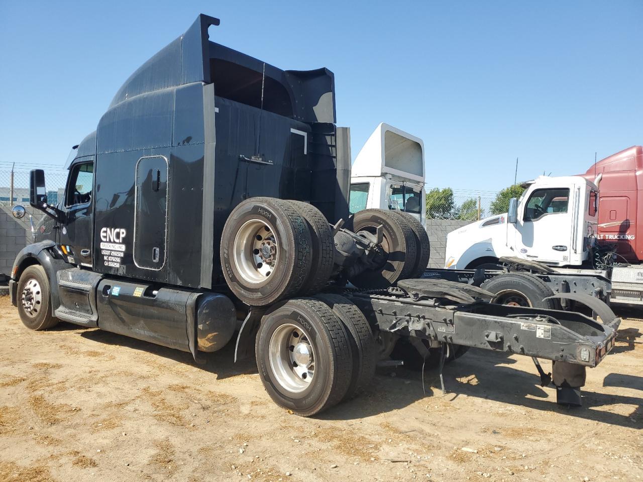 2019 Peterbilt 579 Semi Truck