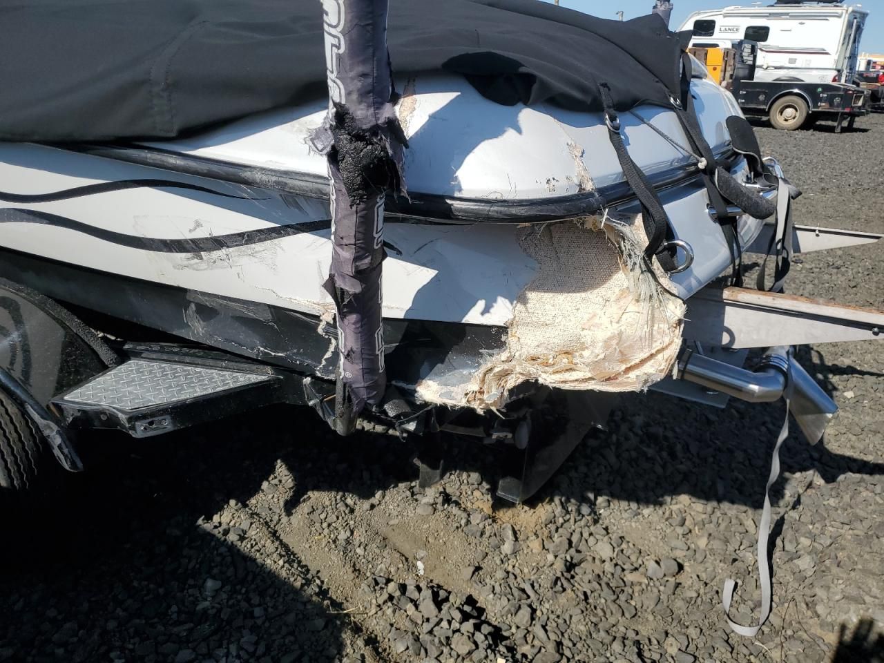 2005 Boat W/TRL 27.5