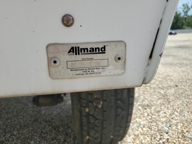 2010 Lightning 2010 Allmand Mobile Surveillance Trailer