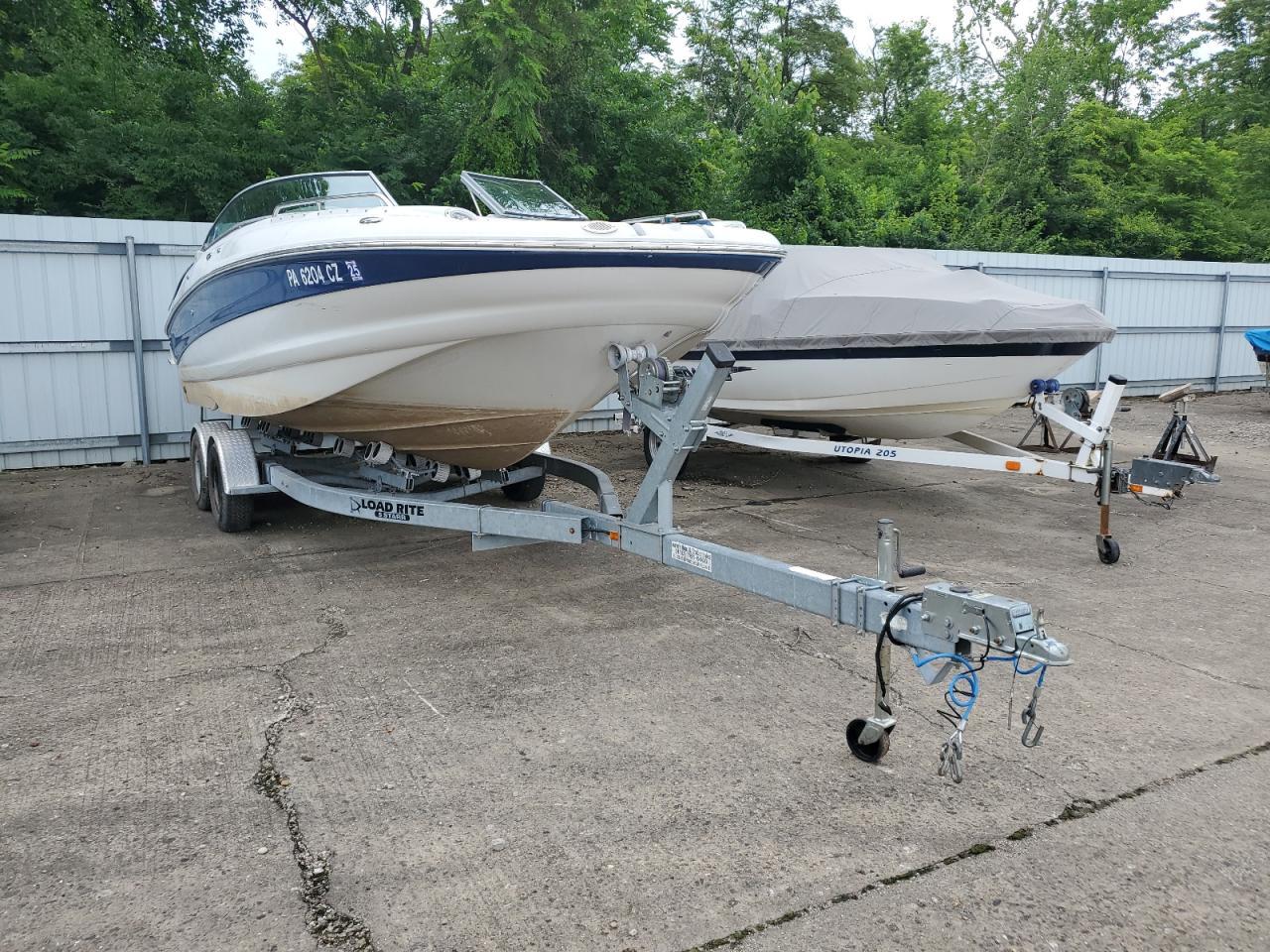 2007 Crownline Boat