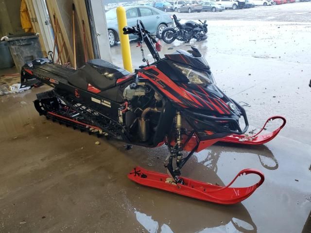 2016 Skidoo 2016 Skidoo Summit SP