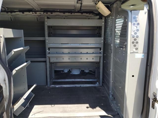 2014 Chevrolet Express G2500