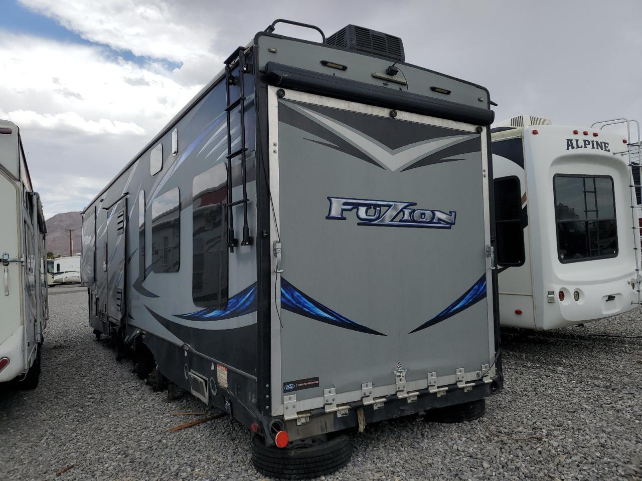 2015 Keystone Fuzion