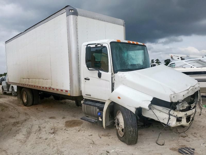 2016 Hino Conventional Type Truck