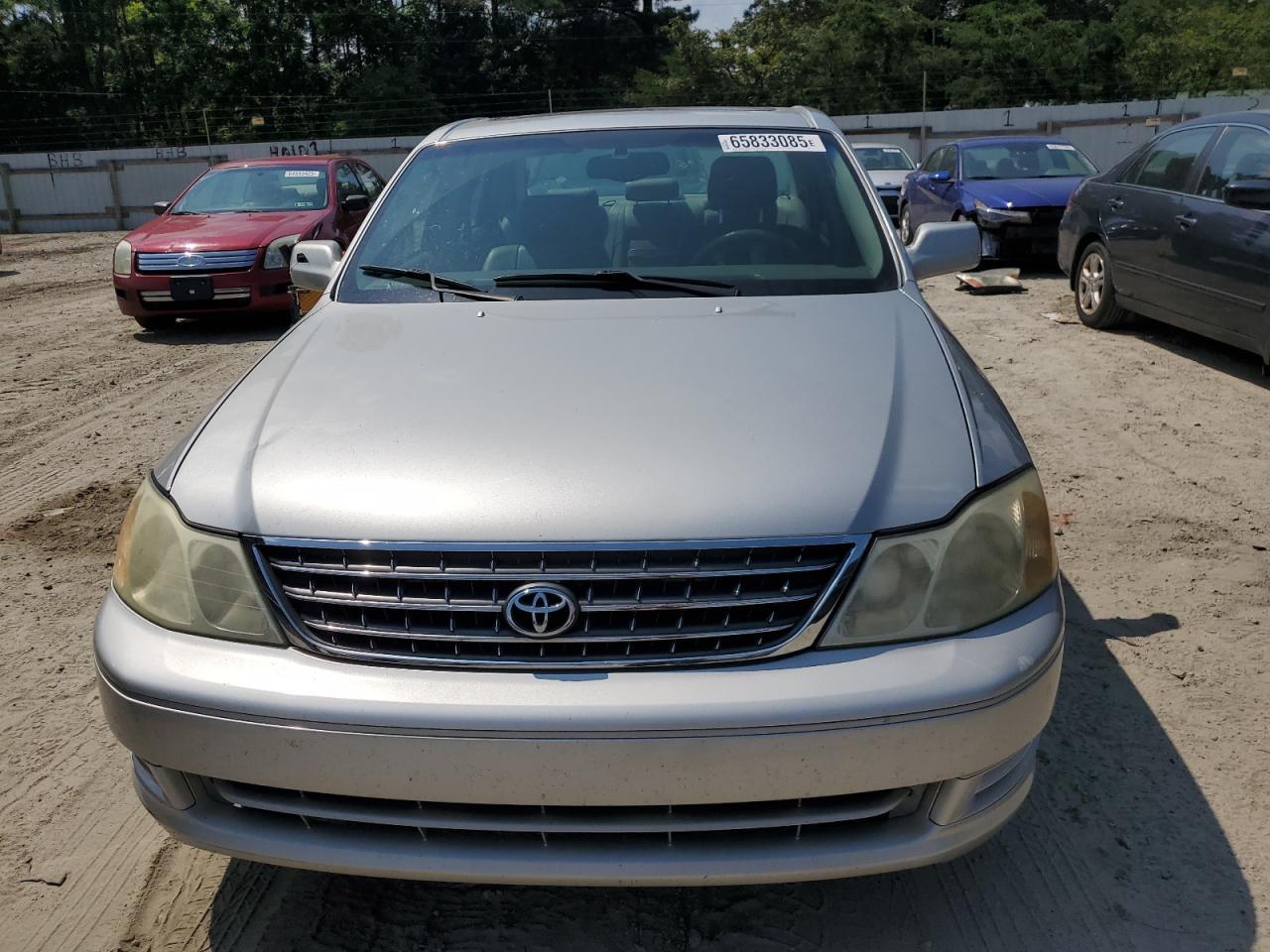 2003 Toyota Avalon xl