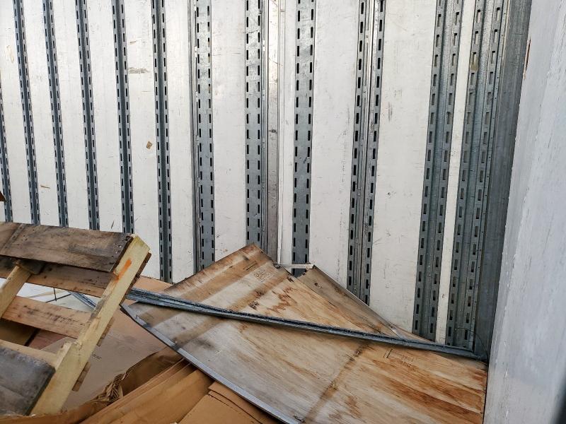 2000 Kentucky Delivery Trailer