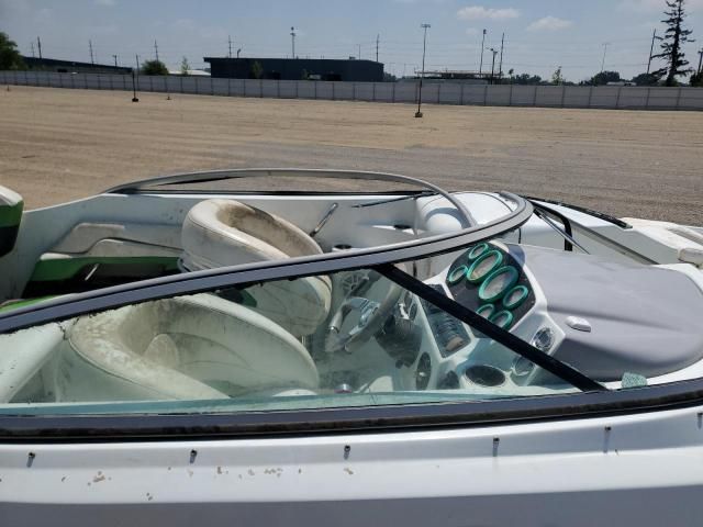 2007 Baja Boat