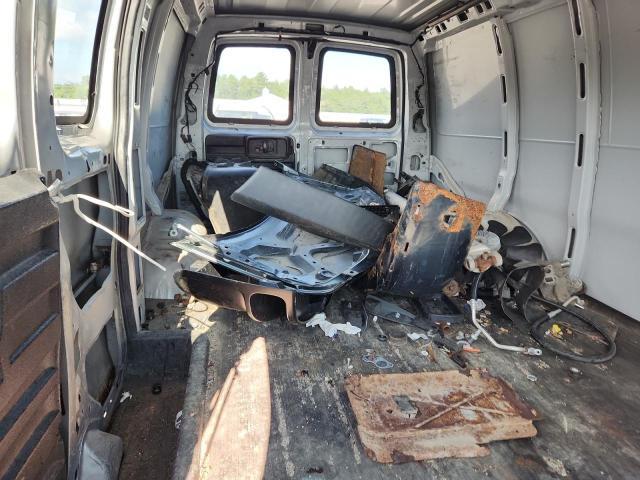 2011 Chev Express G2500