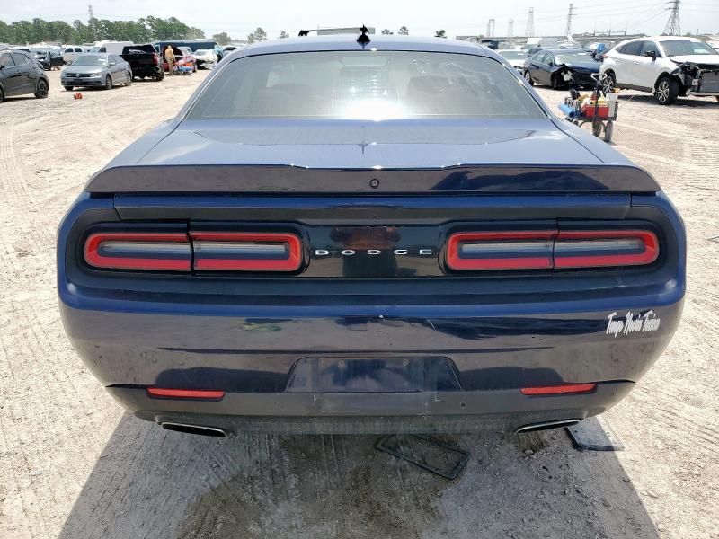 2015 Dodge Challenger SXT Plus
