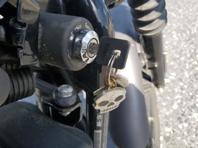 2015 Harley-Davidson XL883 Iron 883
