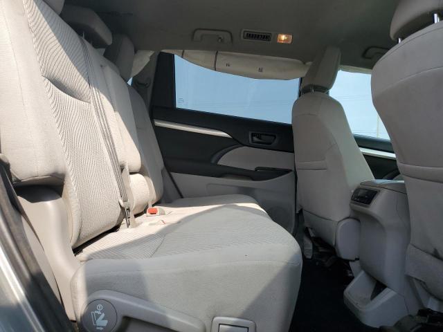 2018 Toyota Highlander le