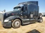 2019 Peterbilt 579 Semi Truck