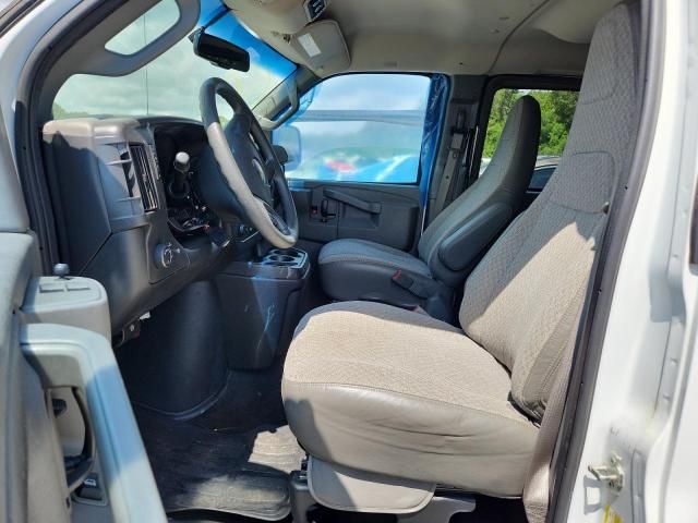 2017 Chevrolet Express G3500 LT