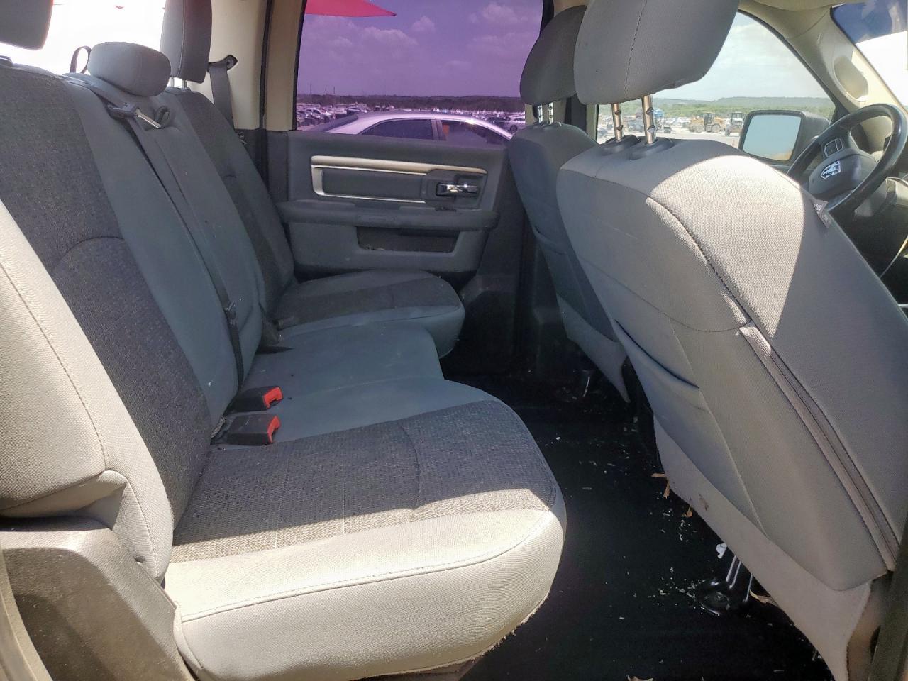 2018 Dodge RAM 1500 SLT