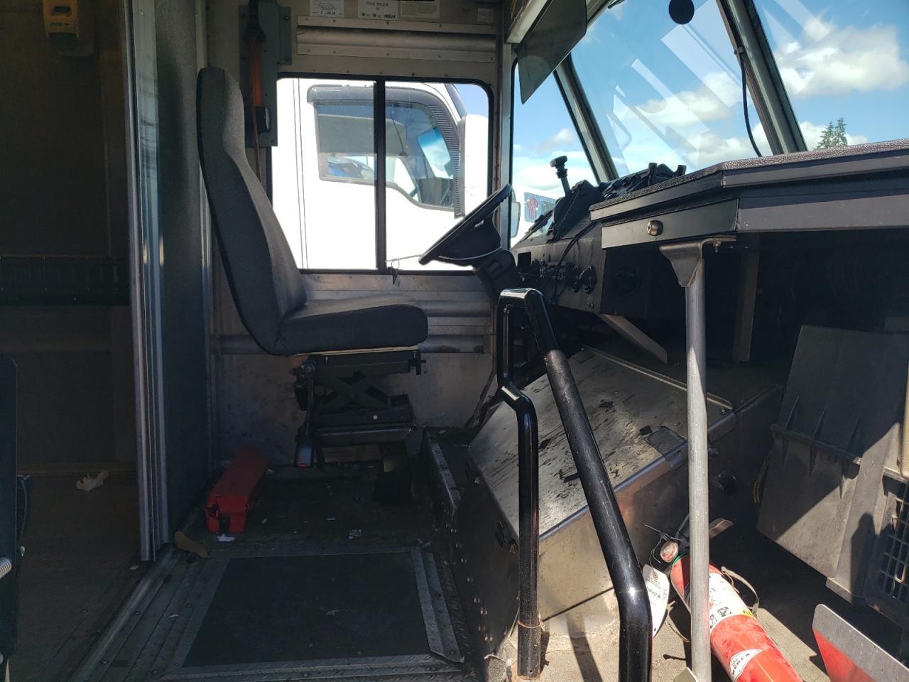 2009 Workhorse Custom Chassis 2009 Workhorse Commercial-Trucks Delivery Van