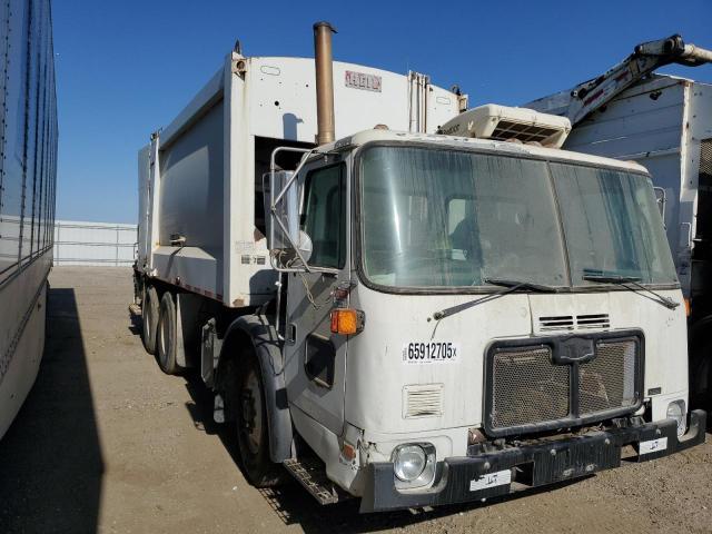 2007 Autocar Llc 2007 Autocar Xpeditor wx Refuse Truck
