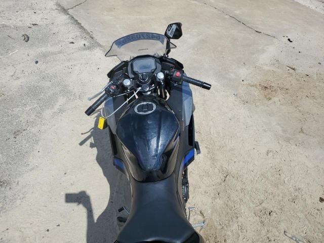 2025 Kawasaki EX500 A