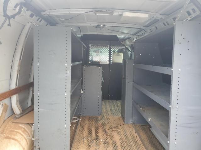 2013 Chevrolet Express G2500