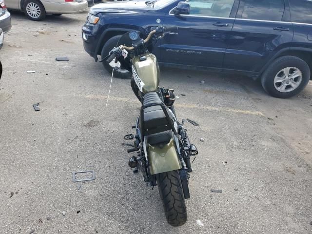 2016 Harley-Davidson XL883 Iron 883