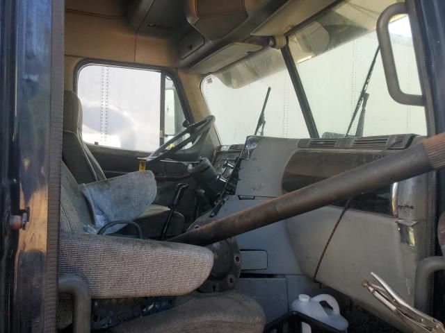 2000 Freightliner Conventional Semi Truck