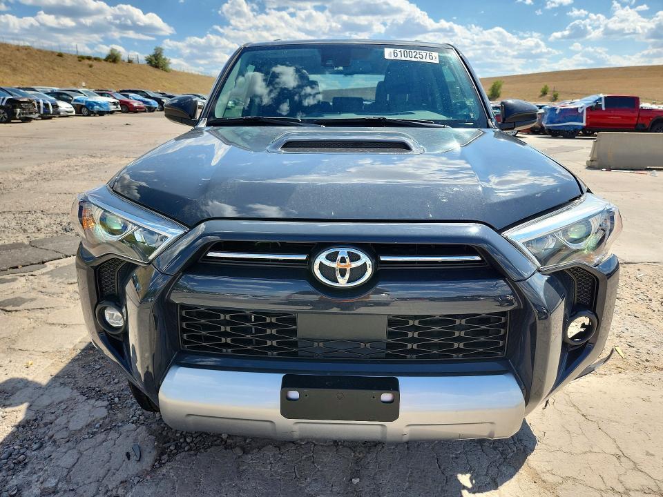 2024 Toyota 4runner trd Off-road