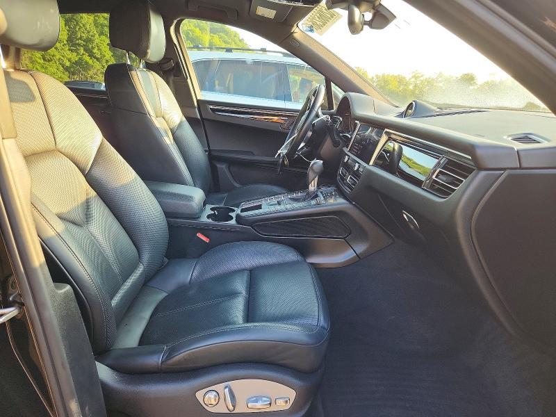 2021 Porsche Macan s