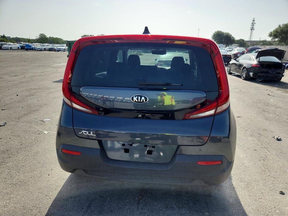 2021 KIA Soul s