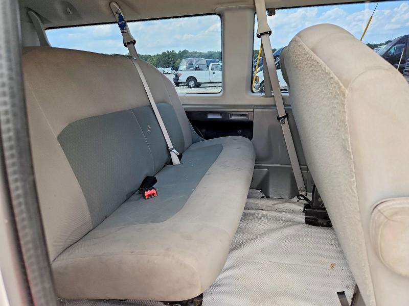 2014 Ford Econoline E350 Super Duty Wagon