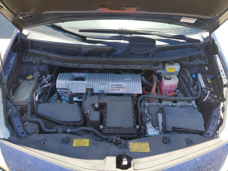 2012 Toyota Prius v Three